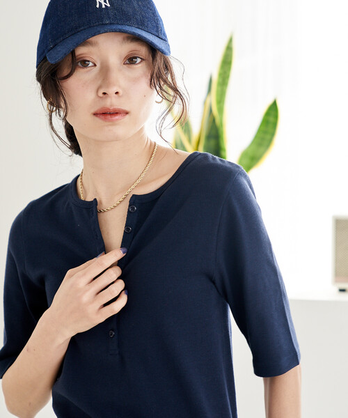 FREAK'S STORE(フリークスストア)の「コットンモダール ヘンリーネック 半袖Tシャツ(Tシャツ/カットソー・レディース・ホワイト/ライトグレー/ピンク/ネイビー/ブラック・フリ-)」の22枚目の写真