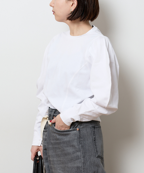 Bonum（ボナム）の「タックデザインロングスリーブTEE（Tシャツ/カットソー・レディース・ホワイト・FREE）」の8枚目の写真