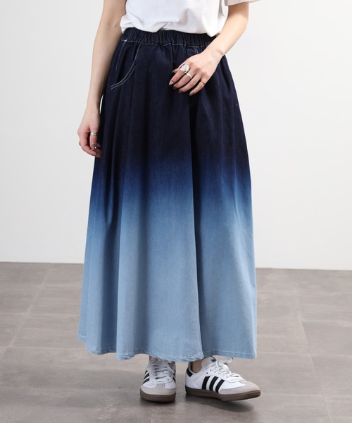 Anna Nicola(アンナニコラ)の「Anna Nicola デニムグラデーションスカート(デニムスカート・レディース・インディゴブルー/ブルー・38)」の1枚目の写真