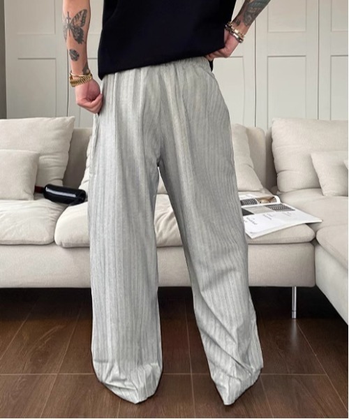 DOUBLE STEAL（ダブルスティール）の「DSワイドシルエットストライプドレープイージーパンツ（その他パンツ・メンズ・チャコールグレー/グレー・X-LARGE/LARGE/MEDIUM）」の5枚目の写真