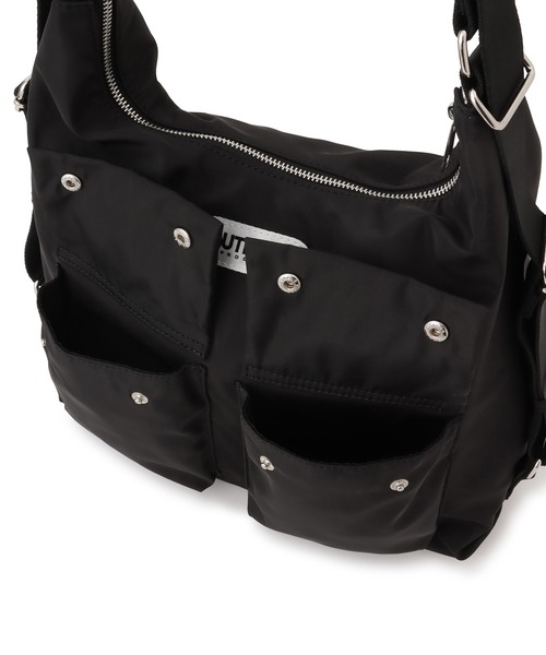 OUTDOOR PRODUCTS(アウトドアプロダクツ)の「【OUTDOOR PRODUCTS】VIS別注マルチウェイショルダーバッグ/トートバッグ/リュック(ショルダーバッグ・レディース・ブラック/ベージュ・FREE)」の21枚目の写真