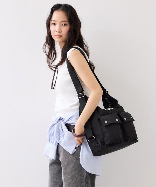 OUTDOOR PRODUCTS(アウトドアプロダクツ)の「【OUTDOOR PRODUCTS】VIS別注マルチウェイショルダーバッグ/トートバッグ/リュック(ショルダーバッグ・レディース・ブラック/ベージュ・FREE)」の5枚目の写真