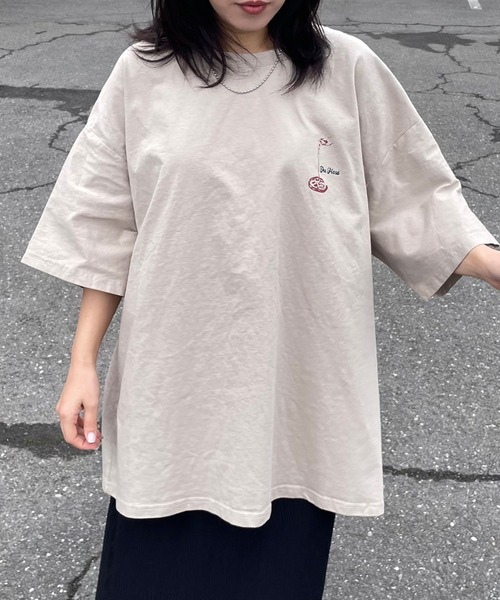 CRB(シーアールビー)の「キャットバックプリントビッグTシャツ(Tシャツ/カットソー・レディース・チャコール/オフホワイト/ベージュ・F)」の8枚目の写真