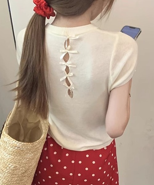 DAY CLOSET(デイ クローゼット)の「【360度可愛いバックリボン】半袖 刺繍リボン バックカットアウト Tシャツ レディース(Tシャツ/カットソー・レディース・アイボリー/ブラック/ホワイト×ブラック・FREE)」の1枚目の写真