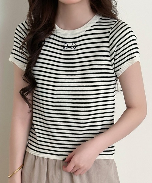 DAY CLOSET(デイ クローゼット)の「【360度可愛いバックリボン】半袖 刺繍リボン バックカットアウト Tシャツ レディース(Tシャツ/カットソー・レディース・アイボリー/ブラック/ホワイト×ブラック・FREE)」の13枚目の写真