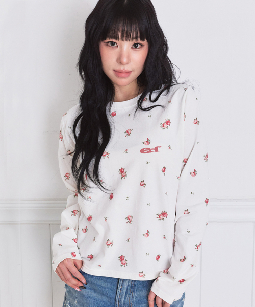 ESCAPEFROM(エスケープフロム)の「ソフトローズフルプリントスタンダードフィットロングスリーブアイボリー(Tシャツ/カットソー・レディース・その他・MEDIUM)」の1枚目の写真