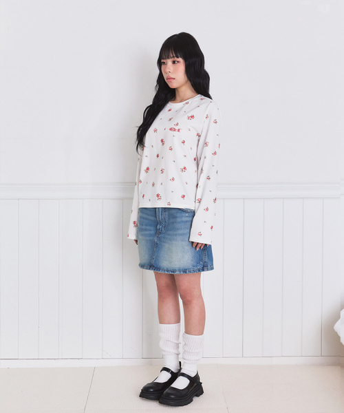 ESCAPEFROM(エスケープフロム)の「ソフトローズフルプリントスタンダードフィットロングスリーブアイボリー(Tシャツ/カットソー・レディース・その他・MEDIUM)」の7枚目の写真