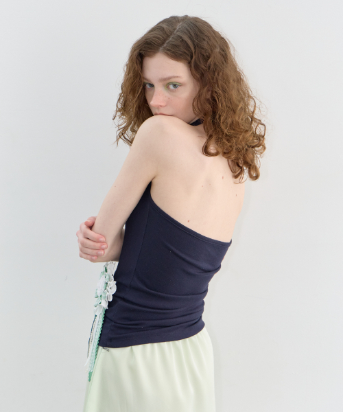 LETERIE（レテリー）の「HALTER NECK SLEEVELESS_NAVY（Tシャツ/カットソー・レディース・ネイビー・FREE）」の2枚目の写真