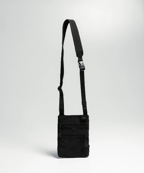 +phenix(プラスフェニックス)の「【+phenix / プラスフェニックス】UTILITY SACOCHE CORDURAファブリック使用 ミニサコッシュ(ショルダーバッグ・メンズ・ブラック・FREE)」の17枚目の写真
