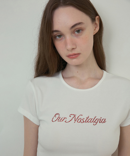 OURNOSTALGIA(アワー ノスタルジア)の「Logo cubic t-shirt_Ivory(O25-TP13)(Tシャツ/カットソー・レディース・アイボリー・FREE)」の3枚目の写真