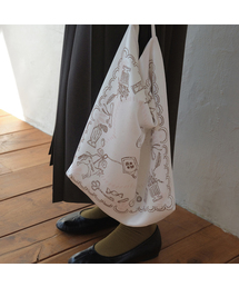 OURNOSTALGIA（アワー ノスタルジア）の「Satin Story Drawing Bag_2color(O26ACC02)（ショルダーバッグ）」