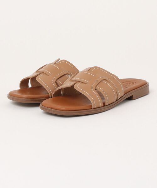 inter-chaussures(インターショシュール)の「【Oh my Sandals】ステッチフラットミュールサンダル(E62204)(サンダル・レディース・ブラック/ホワイト/キャメル/ライトグリーン・35/36/37/38)」の19枚目の写真