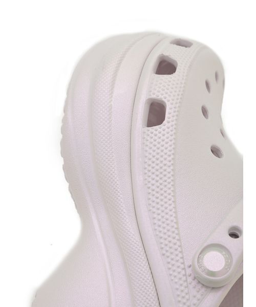 LILY BROWN(リリーブラウン)の「【LILY BROWN×CROCS】Bae Iridescent Clog(サンダル・レディース・ラベンダー・22/23/24)」の11枚目の写真