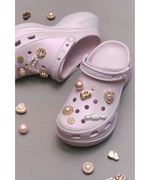 LILY BROWN(リリーブラウン)の「【LILY BROWN×CROCS】Bae Iridescent Clog(サンダル・レディース・ラベンダー・22/23/24)」の5枚目の写真
