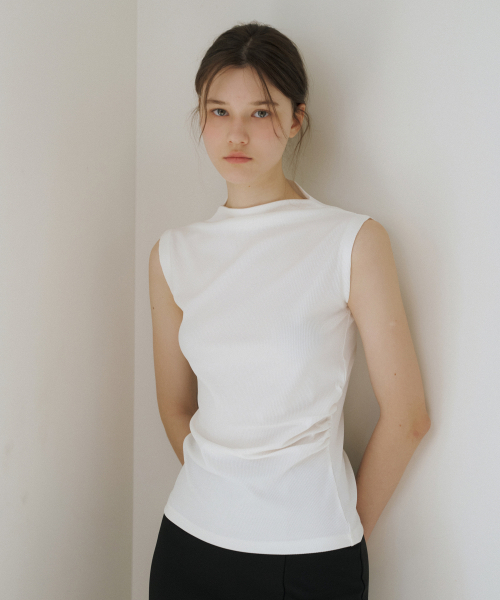 REORG(リオルグ)の「CE RIBBED SHIRRING SLEEVELESS WHITE(Tシャツ/カットソー・レディース・その他・MEDIUM/SMALL)」の1枚目の写真