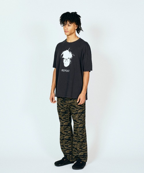 THRIFTY LOOK（スリフティールック）の「TRIFTY LOOK スリフティルック / REPEAT SS TEE（Tシャツ/カットソー・メンズ・スミクロ/ホワイト/ブラック・MEDIUM/LARGE/X-LARGE/SMALL）」の7枚目の写真