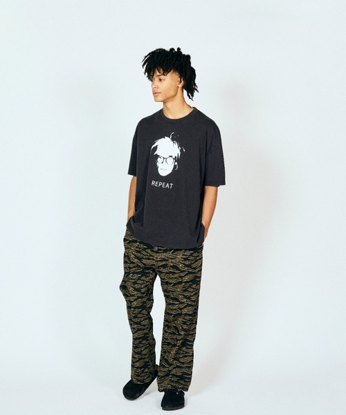 THRIFTY LOOK（スリフティールック）の「TRIFTY LOOK スリフティルック / REPEAT SS TEE（Tシャツ/カットソー・メンズ・スミクロ/ホワイト/ブラック・MEDIUM/LARGE/X-LARGE/SMALL）」の9枚目の写真