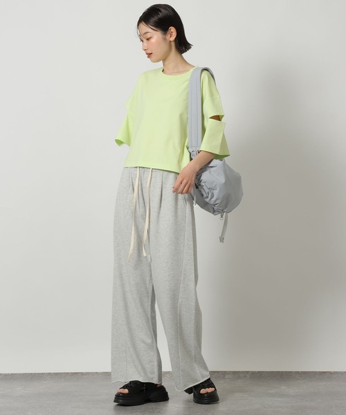 LAKOLE(ラコレ)の「異素材カットアウトT / 668344(Tシャツ/カットソー・レディース・オフホワイト/セージグリーン/ブラック・FREE)」の14枚目の写真