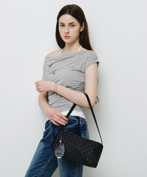 MONGDOL(モンドル)の「フラワーグラフィックワンショルダーティーシャツグレーMDTS089GRAY(Tシャツ/カットソー・レディース・その他・F)」の3枚目の写真