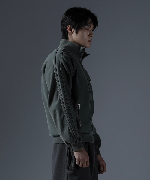 CARMID（カミド）の「アンティックピグメントジャージ [オリーブグリーン]（ナイロンジャケット・メンズ・その他・1/2/3）」の5枚目の写真