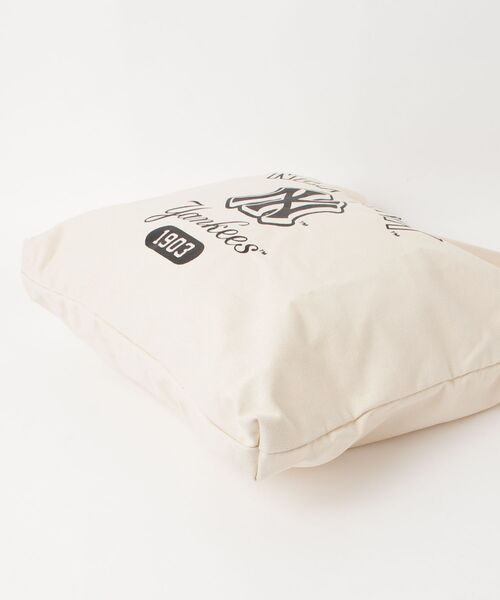 Lafayette（ラファイエット）の「ニューヨーク・ヤンキース - ショルダーバッグ【MLB SHOULDER BAG YK-SD24】（ショルダーバッグ・メンズ・アイボリー・ONE SIZE）」の6枚目の写真