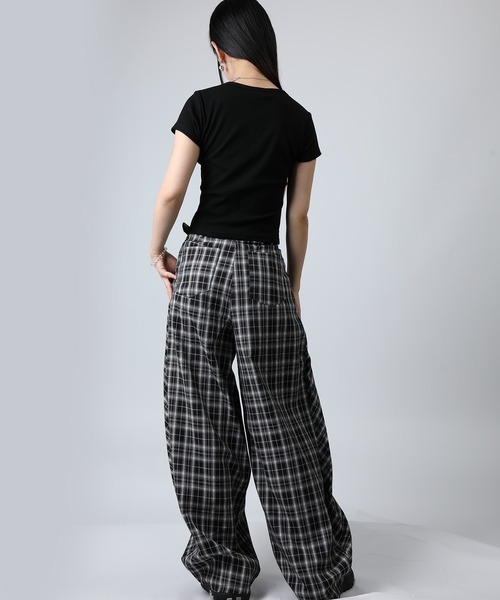 HOOK(フック)の「HOOK for girls リボンモチーフ刺繍 × コンパクトフィット T (SS)(Tシャツ/カットソー・レディース・ブラック/グレー/ホワイト/ブルー・FREE)」の13枚目の写真