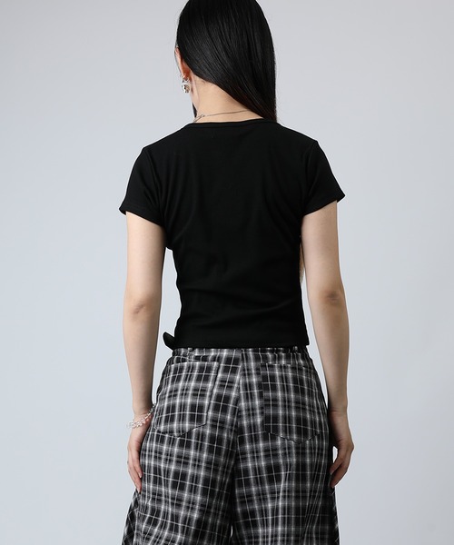 HOOK(フック)の「HOOK for girls リボンモチーフ刺繍 × コンパクトフィット T (SS)(Tシャツ/カットソー・レディース・ブラック/グレー/ホワイト/ブルー・FREE)」の15枚目の写真
