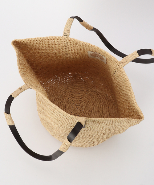 MADE IN MADA（メイドインマダ）の「【MADE IN MADA /メイドインマダ】ALICE M LEATHER STRAP BAG（ショルダーバッグ・レディース・ベージュ・FREE）」の10枚目の写真