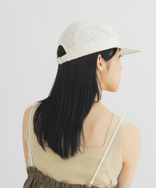KBF(ケイビーエフ)の「リップストップパイピングCAP(キャップ・レディース・アイボリー/ブラウン・ONE)」の4枚目の写真