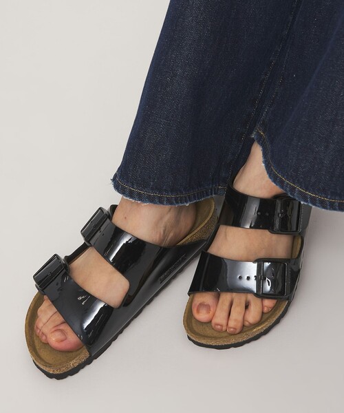 BIRKENSTOCK（ビルケンシュトック）の「＜BIRKENSTOCK＞アリゾナ パテント / ARIZONA（サンダル・レディース・ブラック・37/38/36）」の2枚目の写真