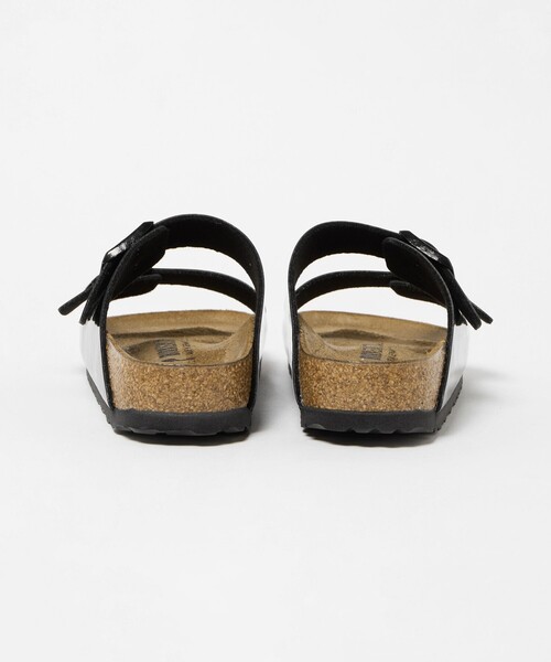BIRKENSTOCK（ビルケンシュトック）の「＜BIRKENSTOCK＞アリゾナ パテント / ARIZONA（サンダル・レディース・ブラック・37/38/36）」の7枚目の写真