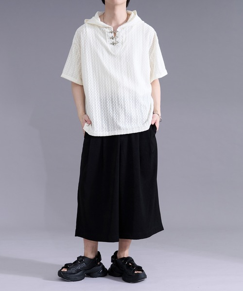 Ellno Loset(エルノロゼット)の「ファイヤーマンバックルカノコパーカー(パーカー・メンズ・ブラック/アイボリー・LARGE/MEDIUM)」の7枚目の写真