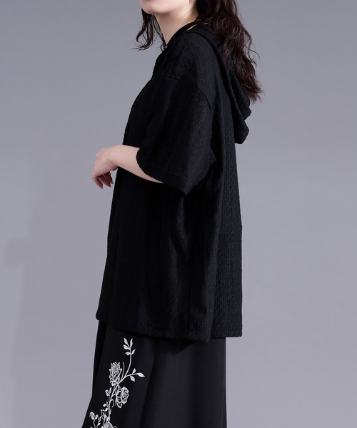Ellno Loset(エルノロゼット)の「ファイヤーマンバックルカノコパーカー(パーカー・メンズ・ブラック/アイボリー・LARGE/MEDIUM)」の12枚目の写真