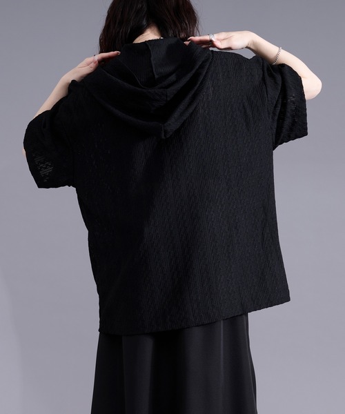 Ellno Loset(エルノロゼット)の「ファイヤーマンバックルカノコパーカー(パーカー・メンズ・ブラック/アイボリー・LARGE/MEDIUM)」の13枚目の写真