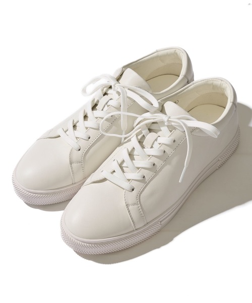TETE HOMME(テットオム)の「5.5cm ヒールアップ スムースレザースニーカー / スタイルアップ スムースレザーシューズ(スニーカー・メンズ・ホワイト/ブラック・MEDIUM/LARGE/X-LARGE)」の5枚目の写真