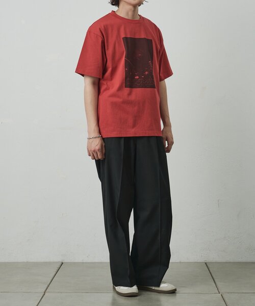 COLONY 2139(コロニートゥーワンスリーナイン)の「スクエアフォトプリントTシャツ(Tシャツ/カットソー・メンズ・レッド/ホワイト/ブラック・MEDIUM/LARGE)」の18枚目の写真