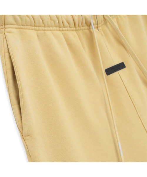 FOG ESSENTIALS（エフオージーエッセンシャルズ）の「フィア オブ ゴッド エッセンシャルズ 【Fear of God ESSENTIALS】 - スウエットパンツ【HEAVY FLEECE SWEAT PANT AMBER 130BT244453F】（スウェットパンツ・メンズ・イエロー系その他・L/XL/M）」の3枚目の写真