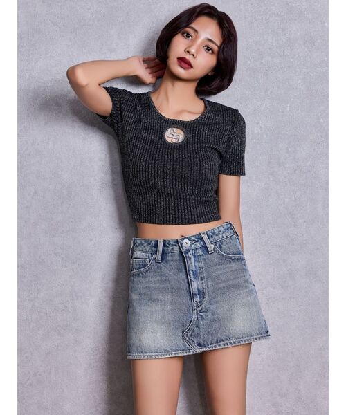 GYDA(ジェイダ)の「GG bijou MOLDラメニットトップス(Tシャツ/カットソー・レディース・ブラック/オフホワイト・FREE)」の5枚目の写真