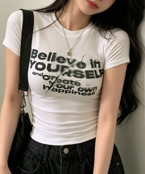 Miniministore(ミニミニストア)の「タイトロゴTシャツグラフィック半袖韓国風(Tシャツ/カットソー・レディース・ホワイト/ブラック・FREE)」の3枚目の写真