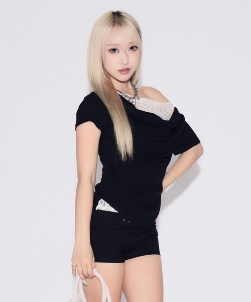 tinkerend(ティンカーエンド)の「Faux Layered Lace Top / フェイクレイヤードレーストップス(Tシャツ/カットソー・レディース・ブラック/ライトグレー・FREE)」の5枚目の写真