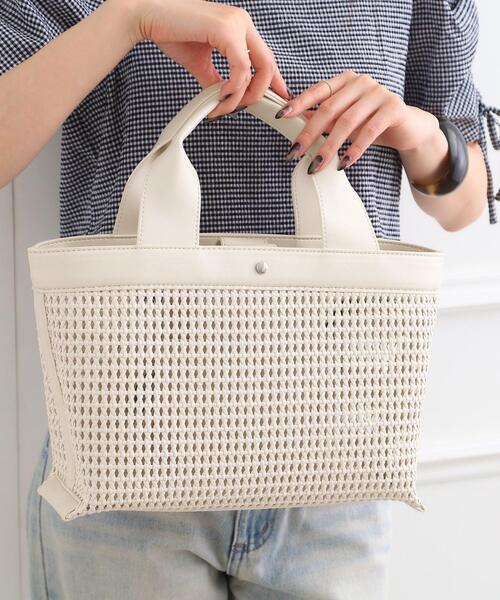 ESPERANZA(エスペランサ)の「【EC限定】横長メッシュトート(トートバッグ・レディース・ブラック/アイボリー/キャメル・FREE)」の4枚目の写真
