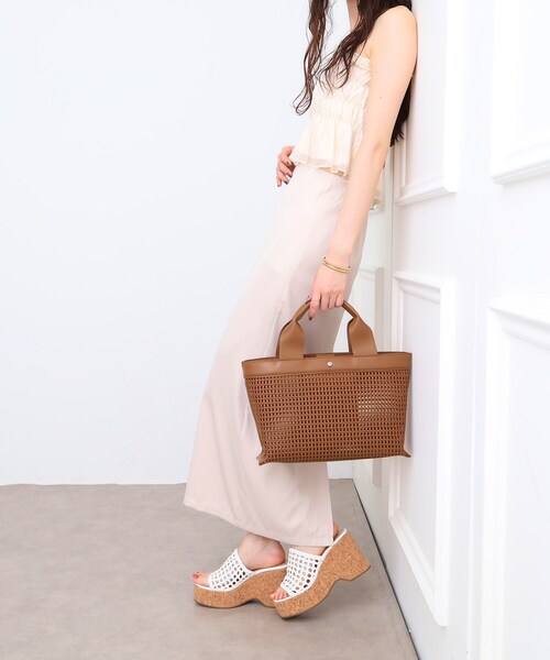 ESPERANZA(エスペランサ)の「【EC限定】横長メッシュトート(トートバッグ・レディース・ブラック/アイボリー/キャメル・FREE)」の12枚目の写真