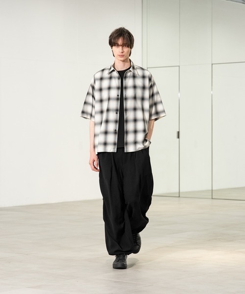 CITY TOKYO(シティトウキョウ)の「【CITY TOKYO/シティートーキョー】ソフトドレープオンブレチェックS/Sシャツ(シャツ/ブラウス・メンズ・ホワイト/ブラック/ライトブルー・2/1)」の15枚目の写真