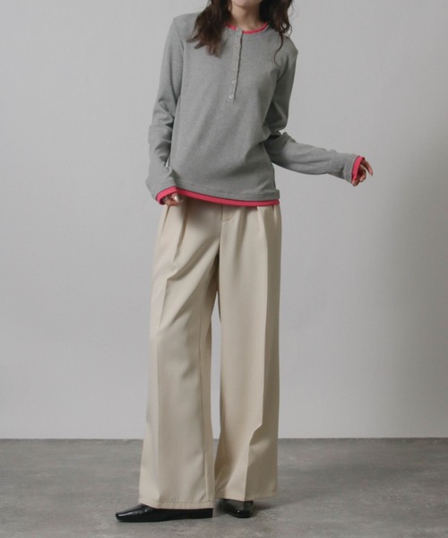 NYLAUS(ナイラス)の「【SG】バイカラー ヘンリーネック ロンT 長袖 Tシャツ レイヤード風(Tシャツ/カットソー・レディース・ブラック/グレイッシュベージュ・M)」の14枚目の写真