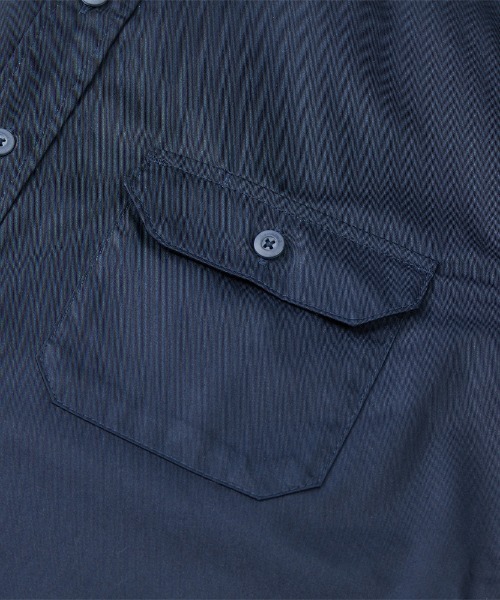 Ol' Basics(オールベーシックス)の「Ol' Basics(オール・ベーシックス) ワークシャツ レディース ユニセックス スパークプラグ 蛇 スネーク イラスト ロゴ バックプリント 半袖 カジュアルシャツ 半袖シャツ トップス ワーク ミリタリー アメカジ カジュアル(シャツ/ブラウス・レディース・ダークネイビー/ブラック・S)」の6枚目の写真