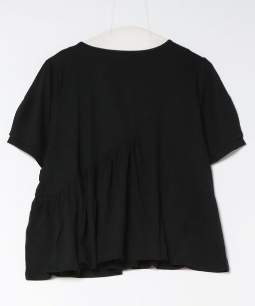 M y u(ミュー)の「アシメカットぺプラムTee(Tシャツ/カットソー・レディース・ホワイト/ブラック・FREE)」の11枚目の写真