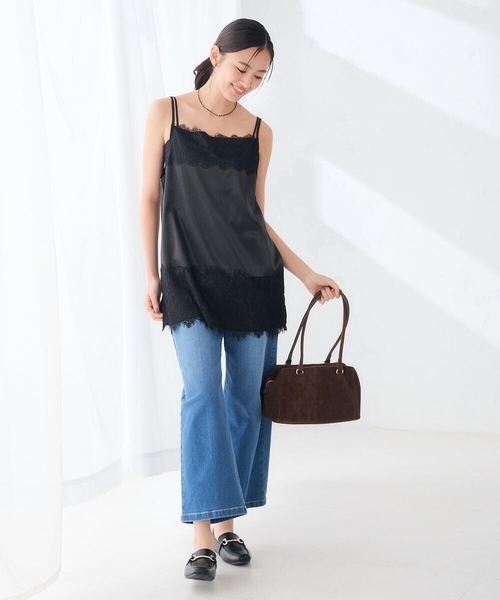 a.v.v(アーヴェヴェ)の「サテン レースキャミ(Tシャツ/カットソー・レディース・ブラウン/ブラック・39)」の7枚目の写真