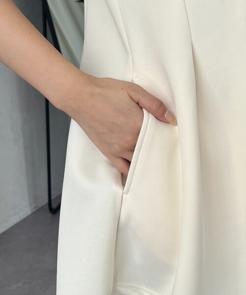 prose verse(プロズヴェール)の「ウエストタックVネックジレ(ベスト・レディース・ブラック/アイボリー・LARGE/MEDIUM)」の20枚目の写真