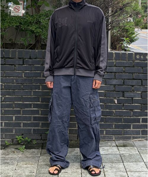 XTONZ(エクストーンズ)の「XP344 スタックルーズフィットウォッシングコットンカーゴパンツ (ネイビー)(その他パンツ・レディース・その他・LARGE/SMALL/MEDIUM)」の17枚目の写真