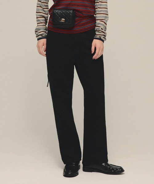 eL(エル)の「【eL 】Royal Crop Denim Pants/1064323(デニムパンツ・レディース・ブラック/ブルー・SMALL/MEDIUM)」の2枚目の写真